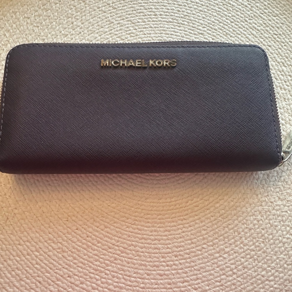 Michael Kors Wallet.